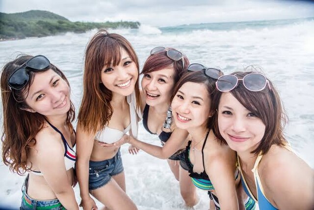 【画像】無人島にこの中で1人だけ連れて行けるなら誰を選ぶ？wwwwww