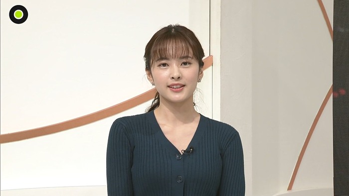 河出奈都美アナの乳