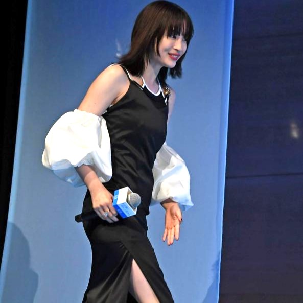 【画像】広瀬すずさん、下半身のシコリティが高すぎる件ｗｗｗｗｗｗｗｗ