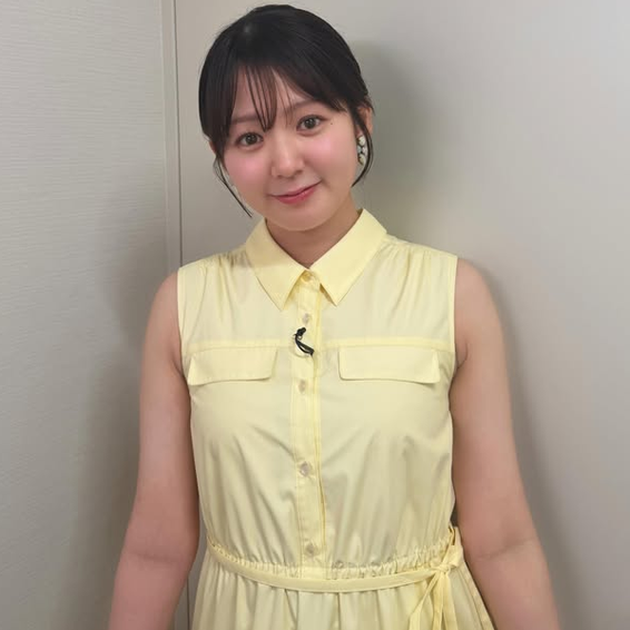 【画像】冨田有紀アナ、番組でえ●ちなデルタゾーンをチラ見せしてしまうwwwww