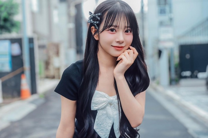 【画像】現役アイドル(23)さん、スカートがめくれた下半身のエ□さが限界突破wwwwww
