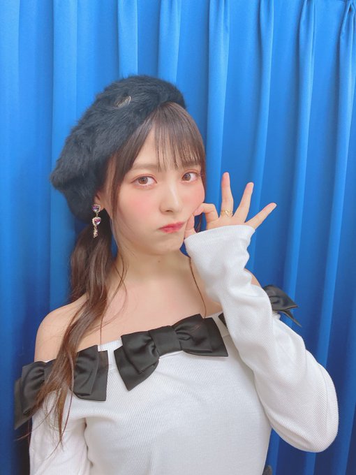 上坂すみれの脚