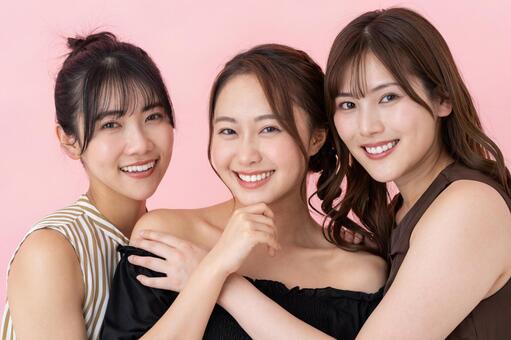 【画像】最近の素人女子さん、驚きの共通点が発見されてしまうｗｗｗｗｗｗ