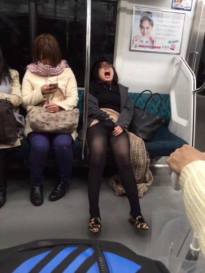 画像 電車ん中に超ヤベエ女いたshshshshshshshshshshshsh 女子アナお宝画像速報 5chまとめ 画像 電車ん中に超ヤベエ女いたshshshshshshshshshshshsh 女子アナお宝画像速報 5chまとめ