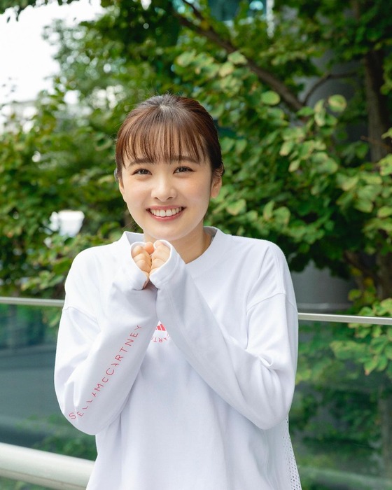 河出奈都美アナのおっぱい