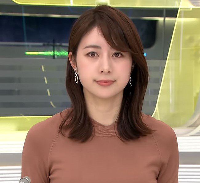 林美沙希アナのニットおっぱい