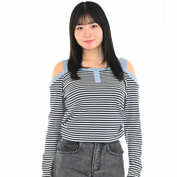 【画像】農家の娘グラドル(21)さん、大きなスイカ2つ抱えてパシャリｗｗｗｗｗｗｗ