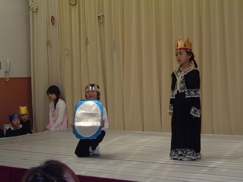 保育園最後のお遊戯会 白雪姫 ざき母の喜怒哀楽々
