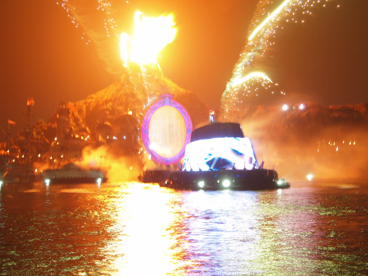東京ディズニーシー Fantasmic ホワイティの逗子日誌
