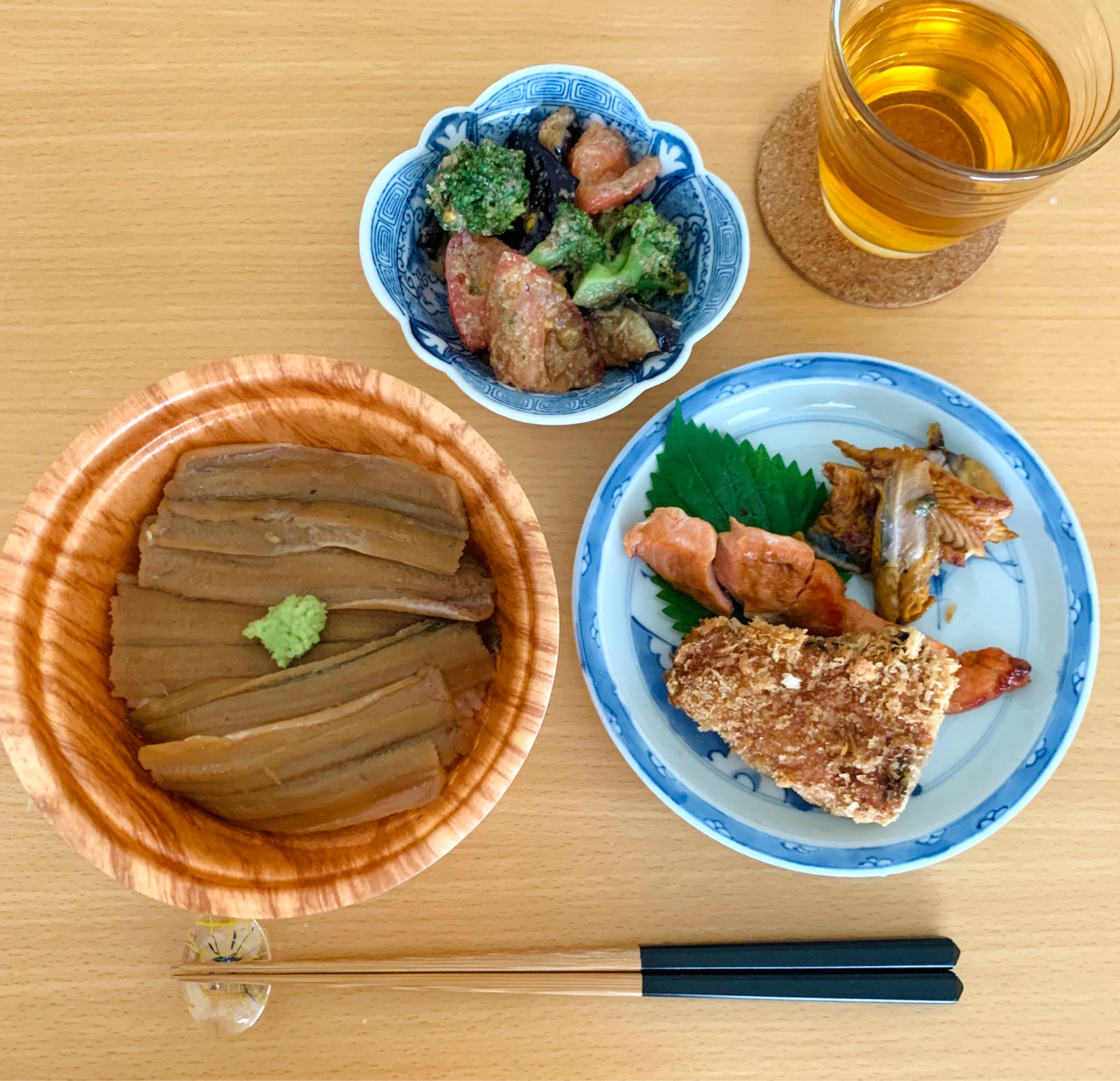 カメノテの穴子丼と色々おかずのランチボックス そんな毎日 こんな毎日 Powered By ライブドアブログ