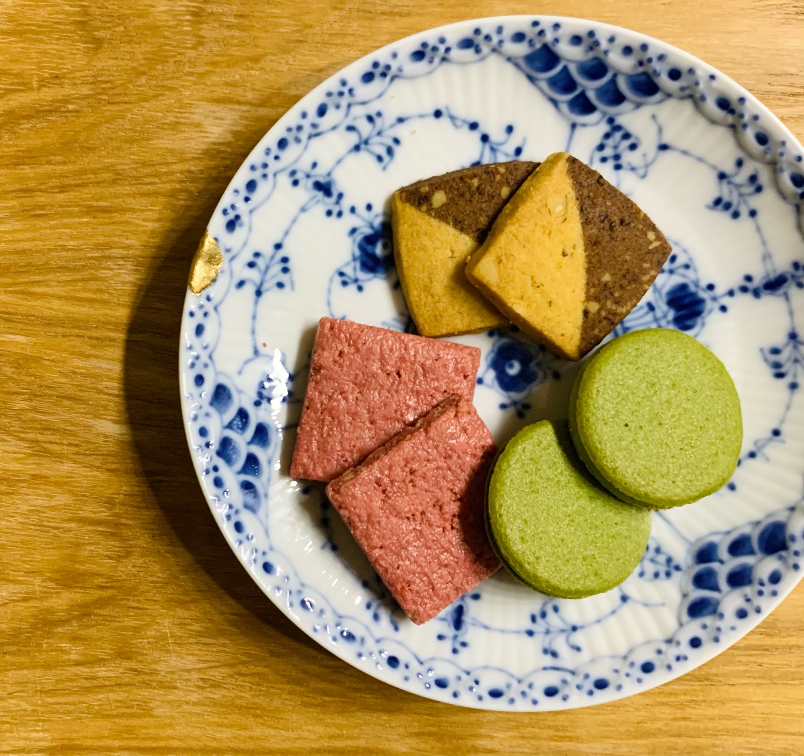 六花亭のおいしいオヤツ まるさんかくしかく と国産アルコールジェルがお買い得 そんな毎日 こんな毎日 Powered By ライブドアブログ 六花亭のおいしいオヤツ まるさんかくしかく と国産アルコールジェルがお買い得 そんな毎日 こんな毎日 Powered By ライブドアブログ