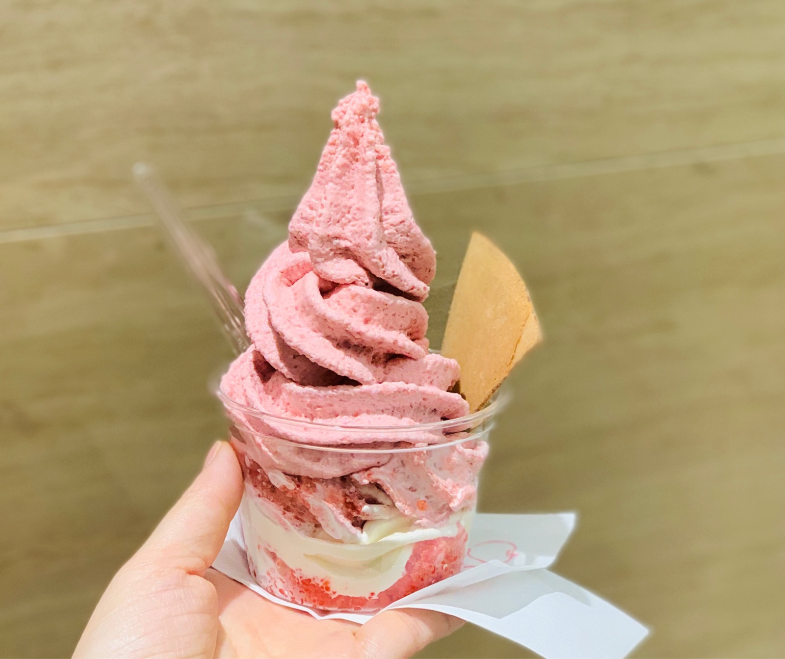 まるでイチゴパフェの味わい フルーツ専門店のあまおうソフトクリーム そんな毎日 こんな毎日 Powered By ライブドアブログ まるでイチゴパフェの味わい フルーツ専門店のあまおうソフトクリーム そんな毎日 こんな毎日 Powered By ライブドアブログ
