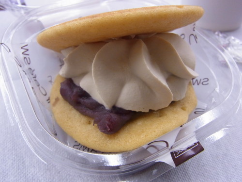 8930583d.jpg