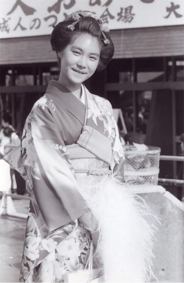 浅野温子 成人式