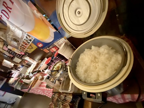 FE7A36B1-A4C2-4E1E-8236-76839E7611CF