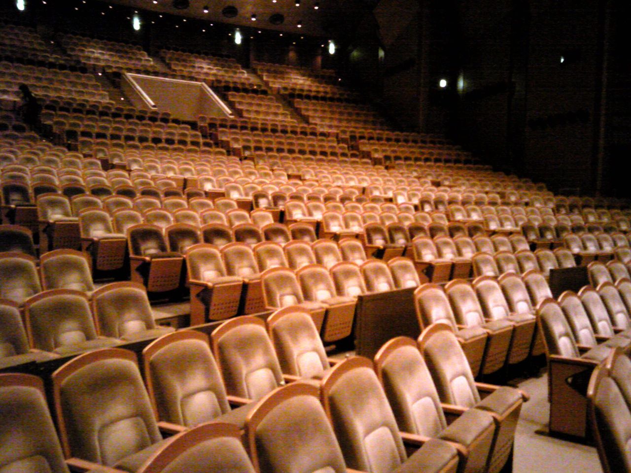 AI 8月6日(土)金沢本多の森ホール 2枚 本多の森 北電ホール（石川・金沢市）の「アクセス」「座席」「楽しみ
