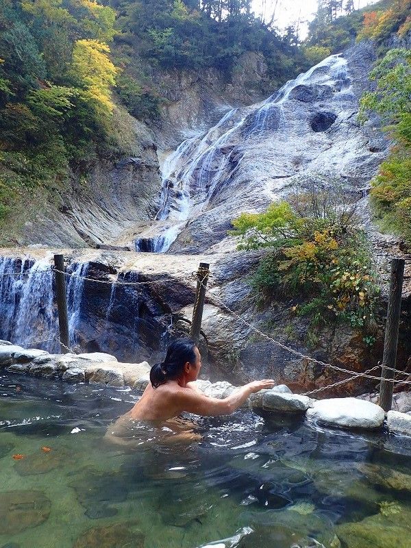 親谷温泉混浴露天風呂 In 石川県 山旅歩記 親谷温泉混浴露天風呂 In 石川県 山旅歩記