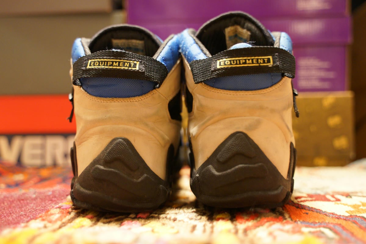 adidas　バッドランダー　赤　BADLANDER　オリジナル adidas バッドランダー 赤 BADLANDER オリジナル adidas バッド