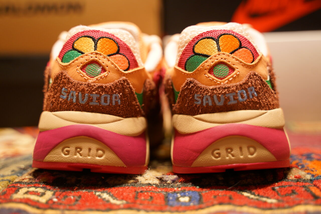 SAUCONY×JAE TIPS GRID SHADOW2 : ああ、好きに走ればいいじゃない