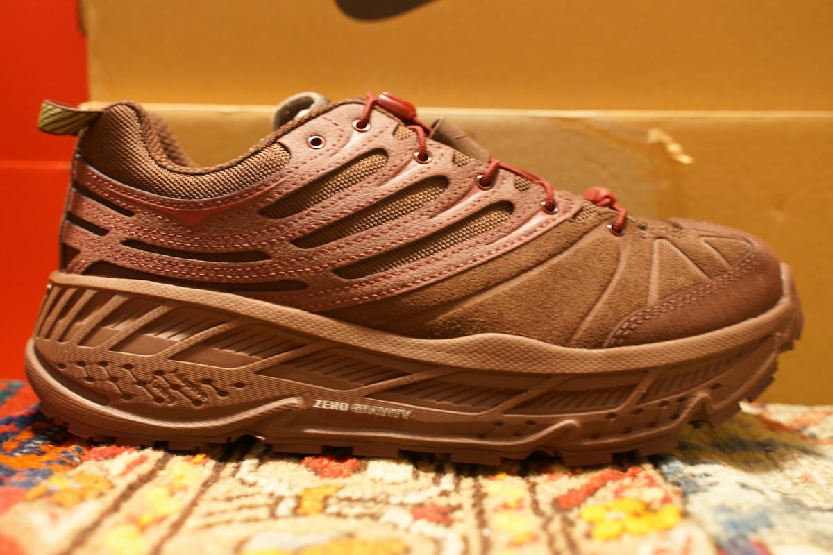 HOKA STINSON EVO OG TP 右サイド