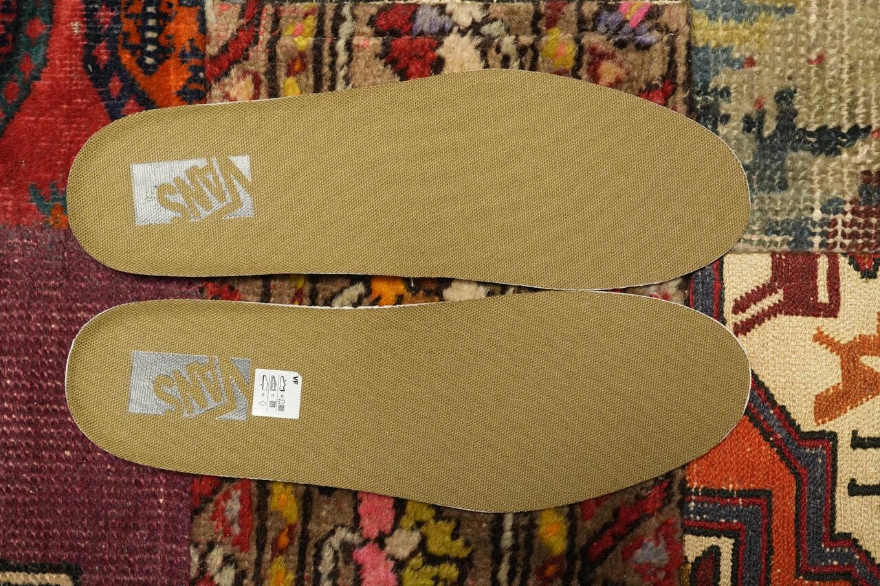VANS PREMIUM AUTHENTIC 44 LBIZA インソール表