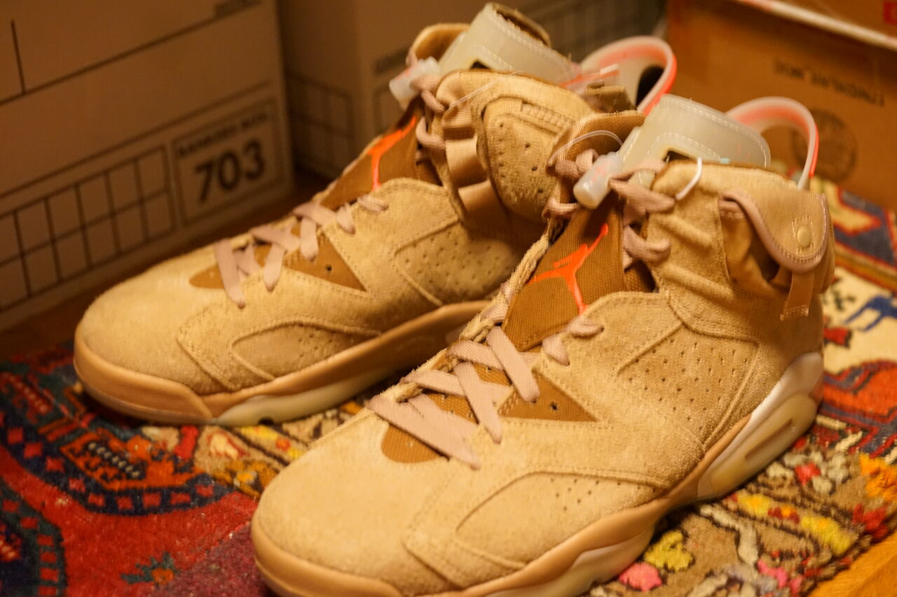 TRAVIS SCOTT × NIKE AIR JORDAN 6 BRITISH KHAKI : ああ、好き TRAVIS SCOTT × NIKE AIR JORDAN 6 BRITISH KHAKI : ああ、好き