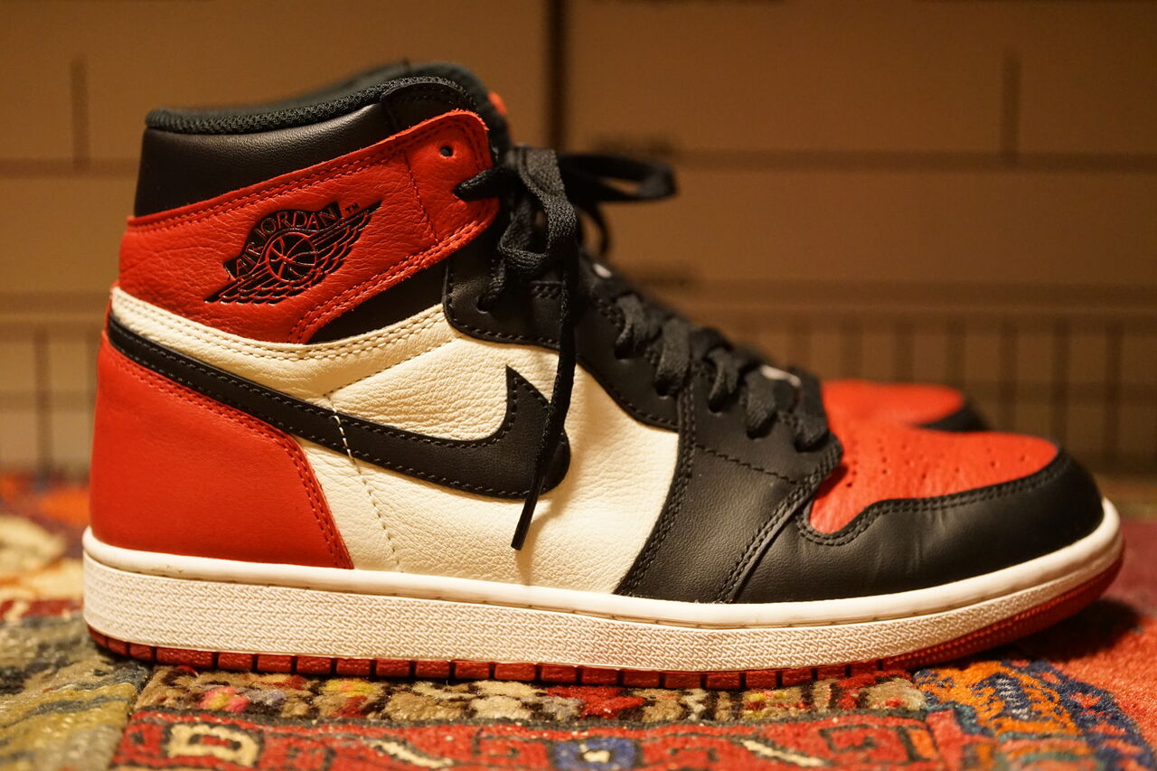 NIKE AIR JORDAN 1 RETRO HIGH OG BRED 