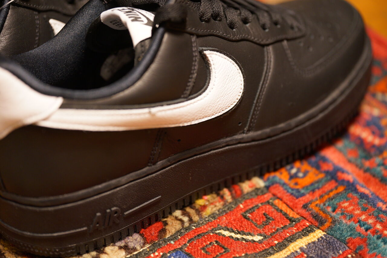 NIKE AIR FORCE 1 LOW RETRO QS BLACK 2024 : ああ、好きに走れ