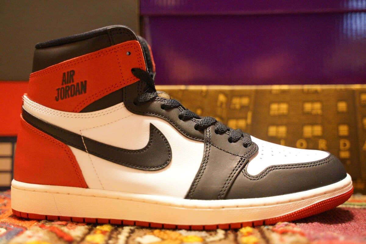 レビュー】ナイキ エアジョーダン1 つま黒 リイマジンドのサイズ