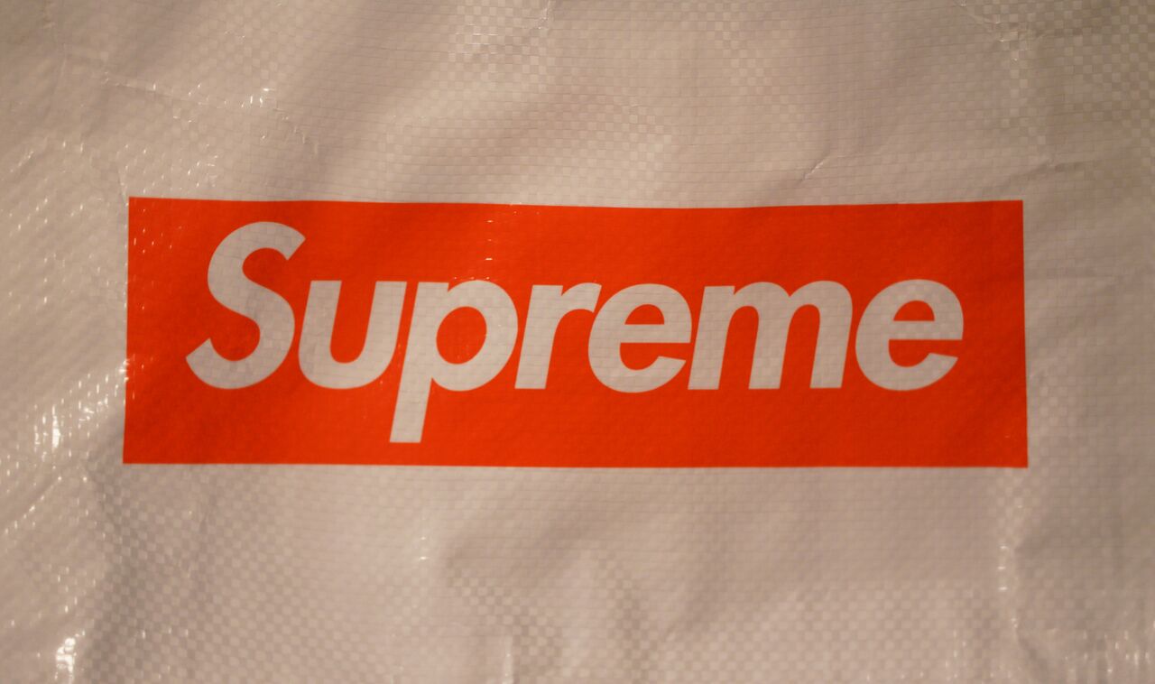 感謝の声続々！ SUPREM 2024FW ボックスロゴフーディの抽選に参加して Week17 トップス