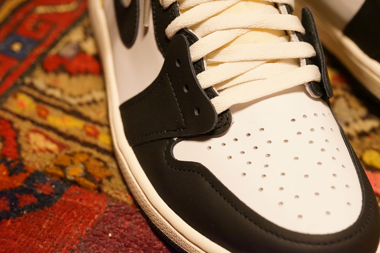 NIKE AIR JORDAN 1 HIGH OG VOLT GOLD : ああ、好きに走ればいいじゃない