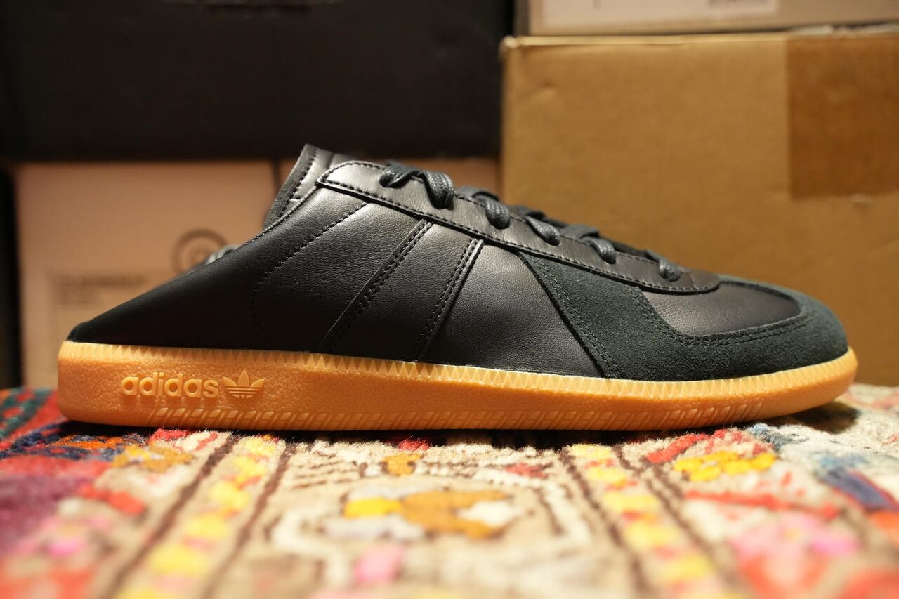 ADIDAS ORIGINALS BW ARMY DECON KJ1785 右サイド ヒール折り畳み