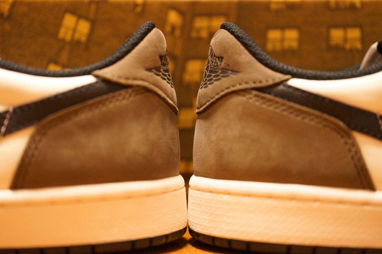 NIKE AIR JORDAN 1 RETRO LOW OG DARK MOCHA : ああ、好きに走ればいい