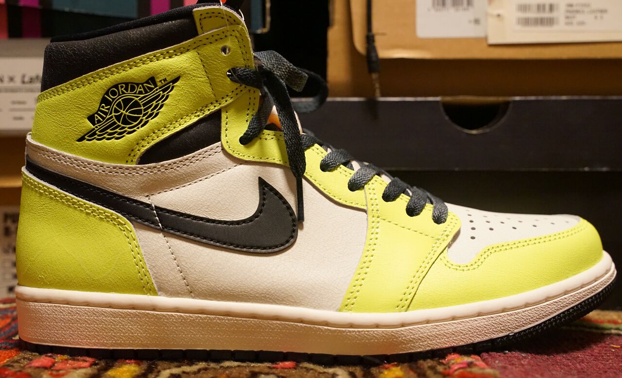 NIKE AIR JORDAN 1 RETOR HI OG VOLT : ああ、好きに走ればいいじゃない