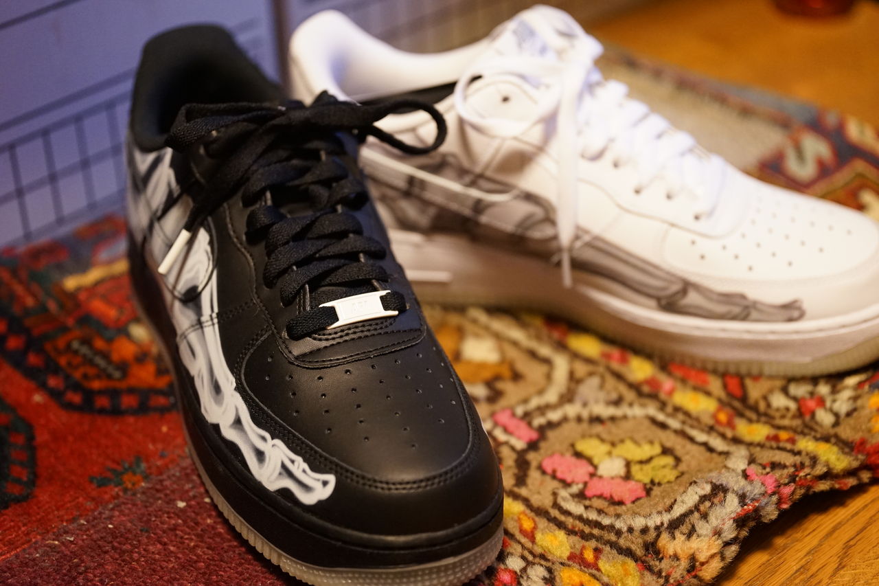 NIKE AIR FORCE 1 LOW BLACK SKELETON : ああ、好きに走ればいいじゃない