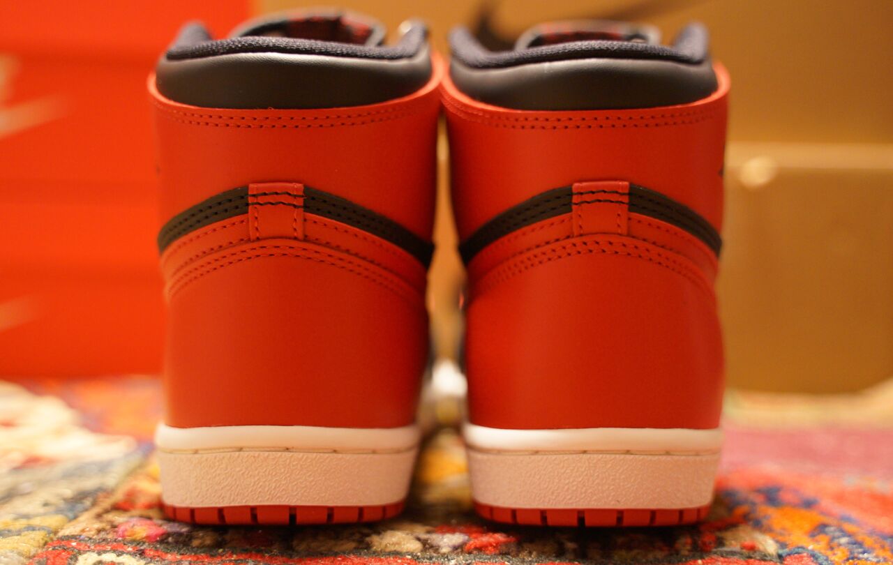 NIKE AIR JORDAN 1 HIGH 85 BRED : ああ、好きに走ればいいじゃない NIKE AIR JORDAN 1 HIGH 85 BRED : ああ、好きに走ればいいじゃない