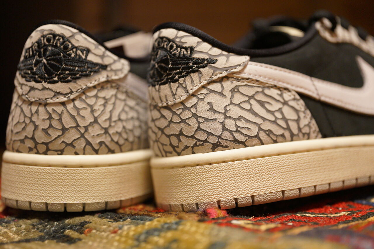 NIKE AIR JORDAN 1 RETRO LOW OG 