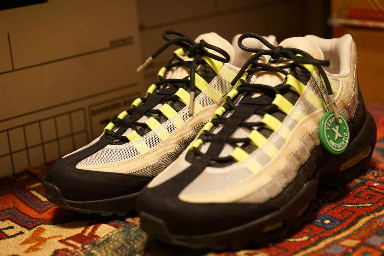 DENHAM × NIKE AIR MAX 95 VOLT : ああ、好きに走ればいいじゃない DENHAM × NIKE AIR MAX 95 VOLT : ああ、好きに走ればいいじゃない