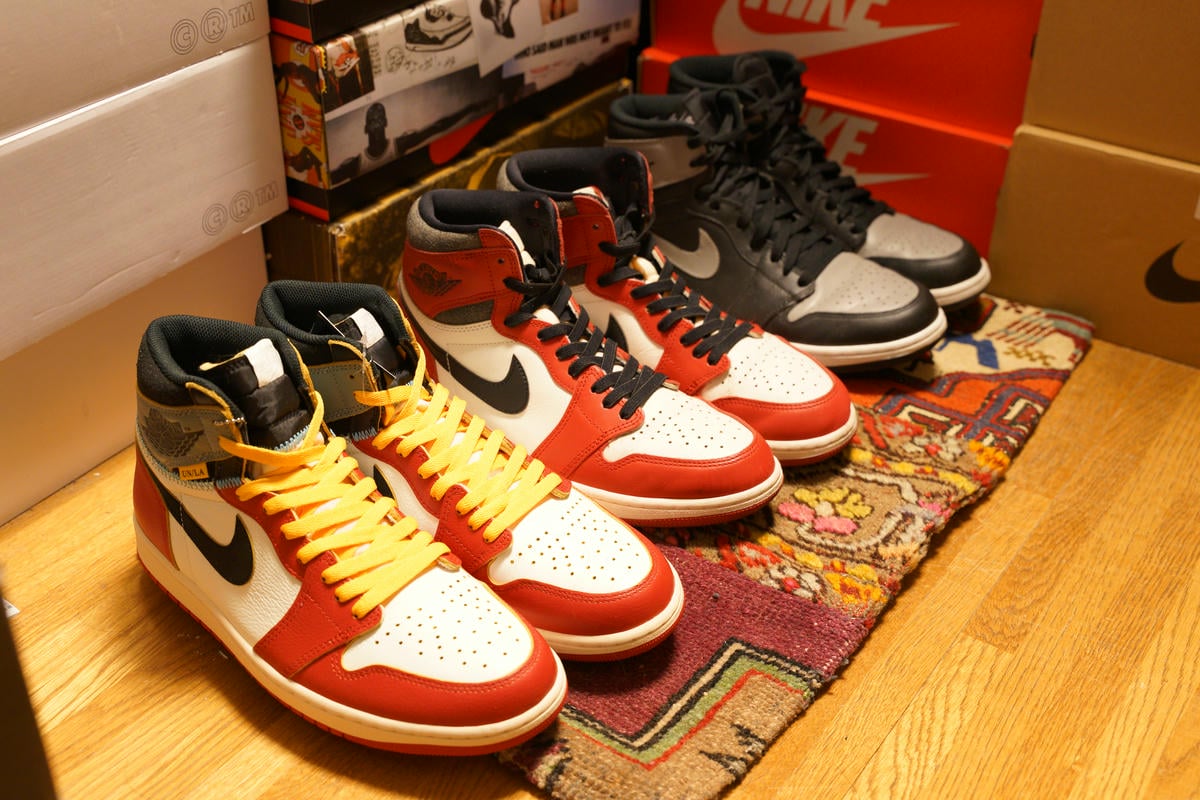 手前から今回のコラボ、AJ1シカゴ、AJ1シャドウ
