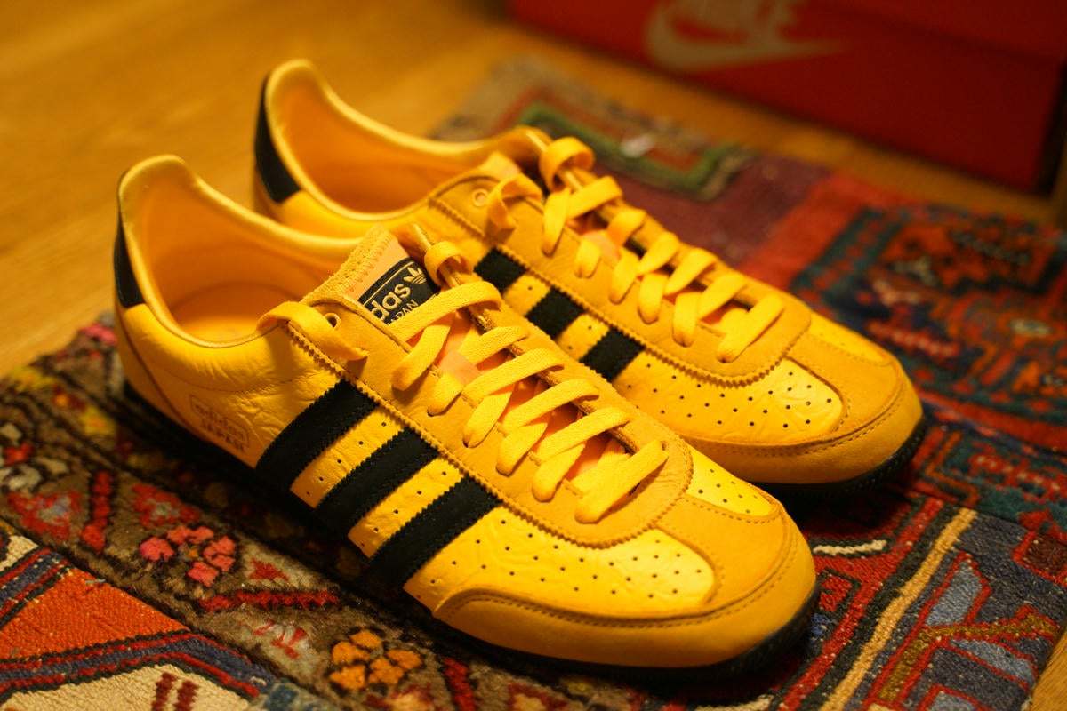 JAPAN W JI2665 右斜めから