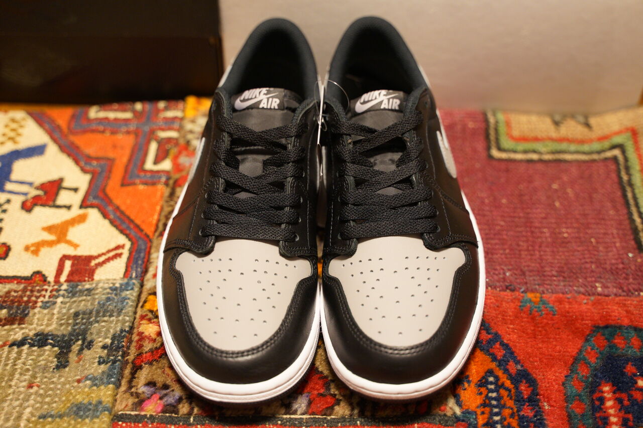 NIKE AIR JORDAN 1 RETRO LOW OG SHADOW : ああ、好きに走れば NIKE AIR JORDAN 1 RETRO LOW OG SHADOW : ああ、好きに走れば
