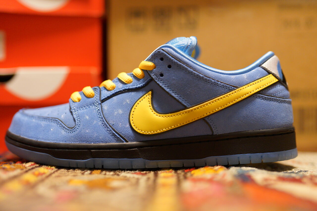 NIKE SB DUNK LOW PRO QS THE POWERPUFF GIRLS BUBLLES : ああ NIKE SB DUNK LOW PRO QS THE POWERPUFF GIRLS BUBLLES : ああ