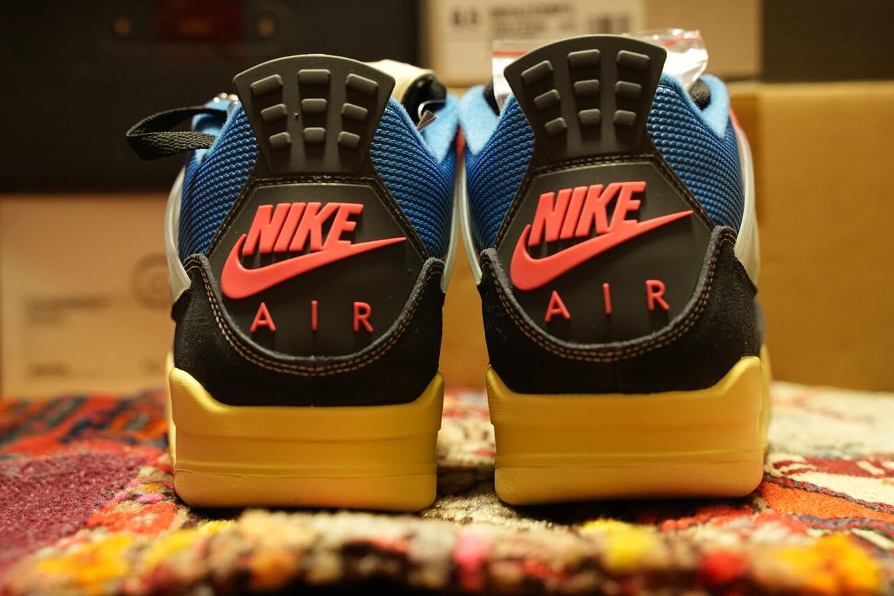 レビュー】ユニオン×ナイキ エアジョーダン4レトロ オフノワールの