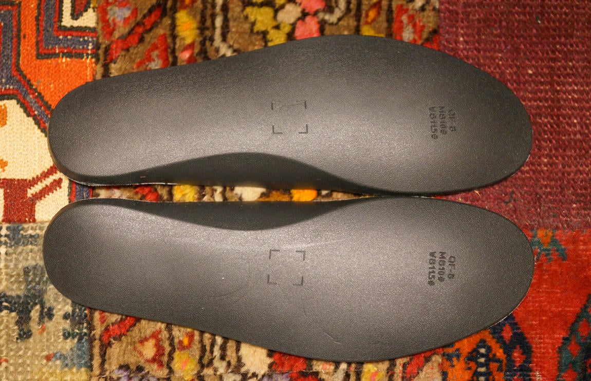 AJ1つま黒 インソール裏側