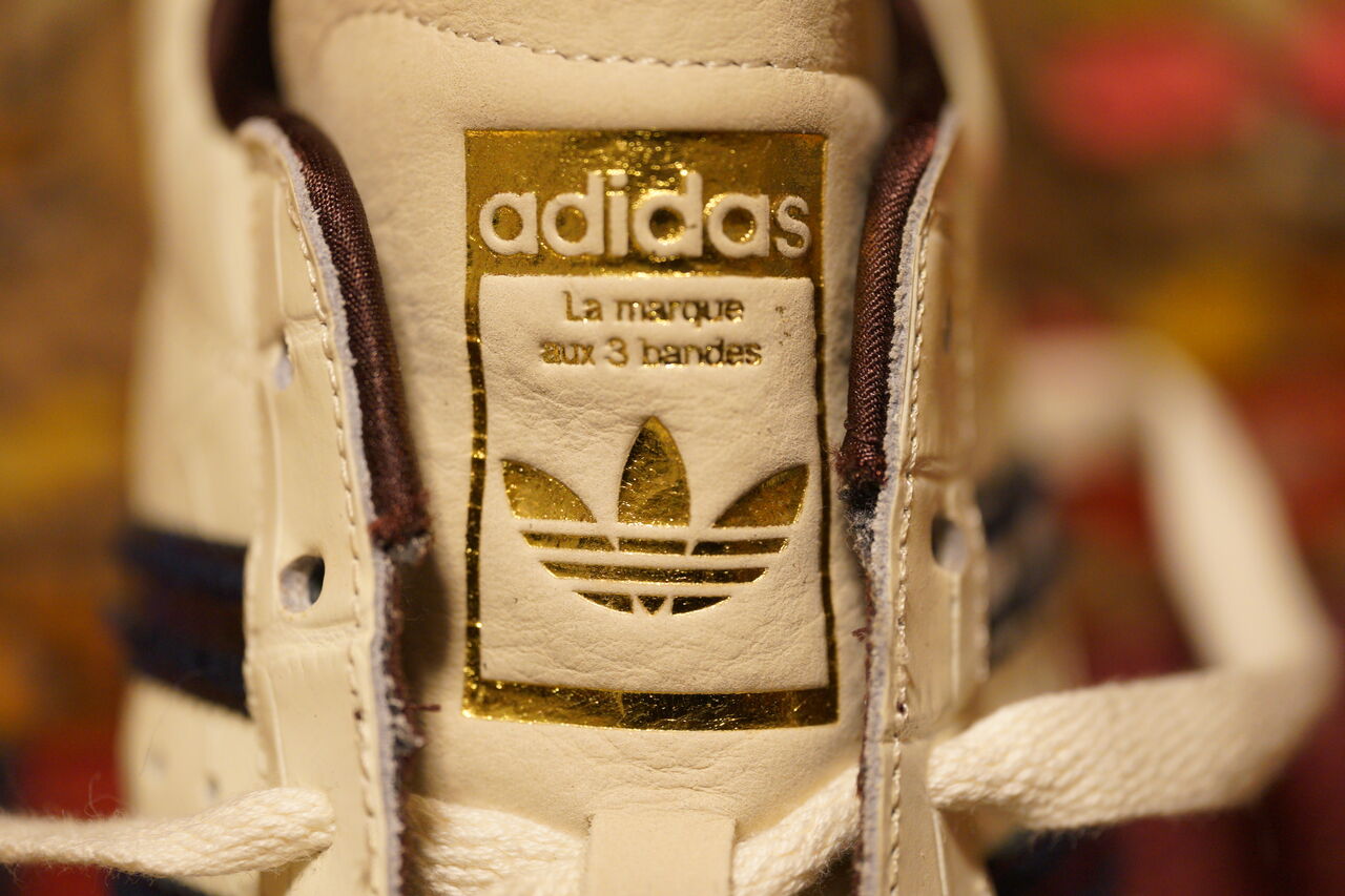 WALES BONNER × ADIDAS ORIGINALS SUPERSTAR : ああ、好きに走れ WALES BONNER × ADIDAS ORIGINALS SUPERSTAR : ああ、好きに走れ