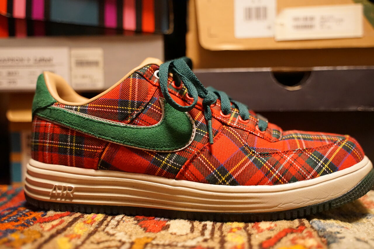 NIKE LUNAR FORCE 1 CITY QS : ああ、好きに走ればいいじゃない