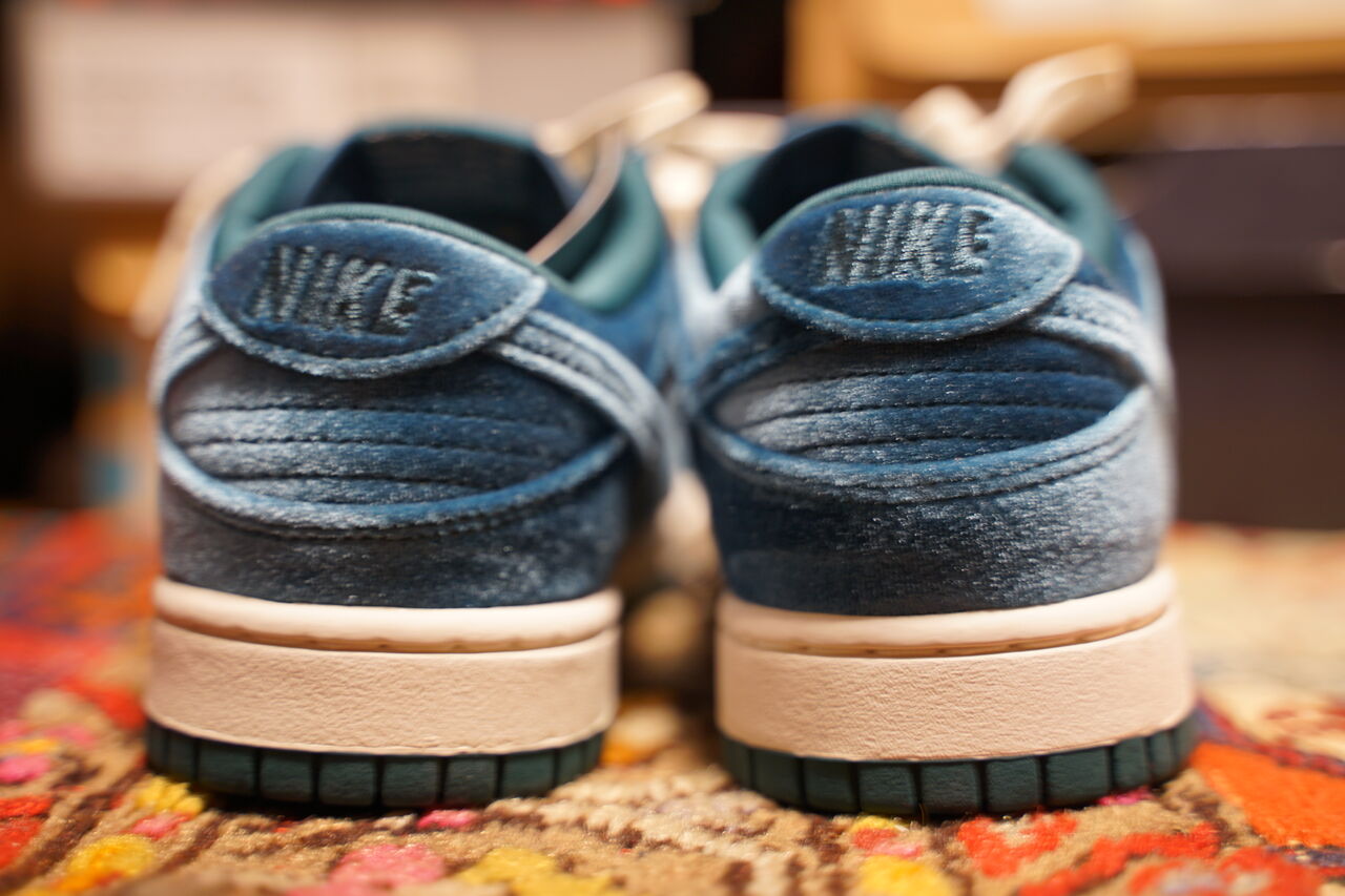 W NIKE DUNK LOW ATOMIC TEAL : ああ、好きに走ればいいじゃない