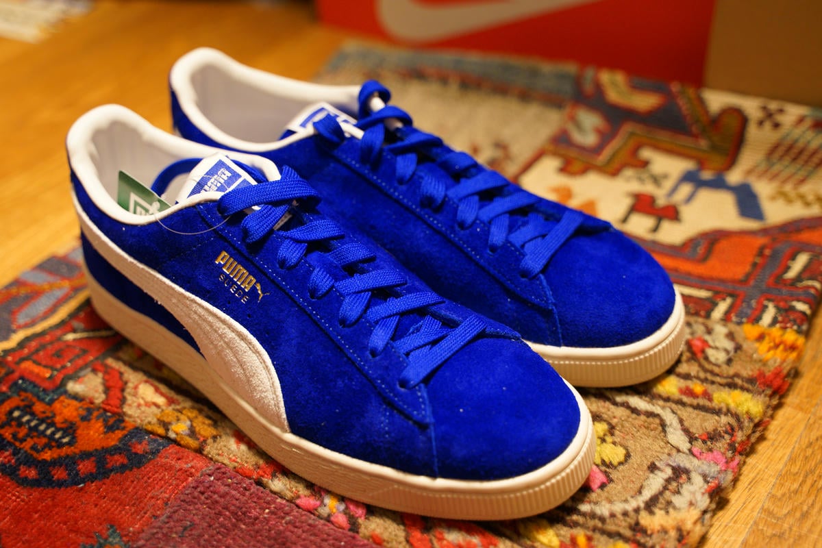 PUMA SUEDE CHARLES F.STEAD Ⅲ ROYALを右斜め上からみる細部レビュー締めの画像。このあとはサイズ感やクッション性について書く