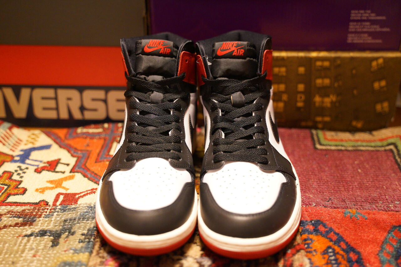 NIKE AIR JORDAN 1 RETRO HIGH OG “BLACK TOE REIMAGINED NIKE AIR JORDAN 1 RETRO HIGH OG “BLACK TOE REIMAGINED