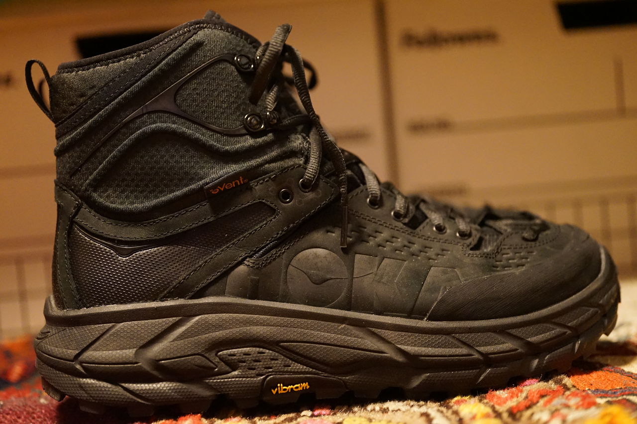 HOKA ONE ONE TOR ULTRA HI2 WP BLACK : ああ、好きに走ればいいじゃない